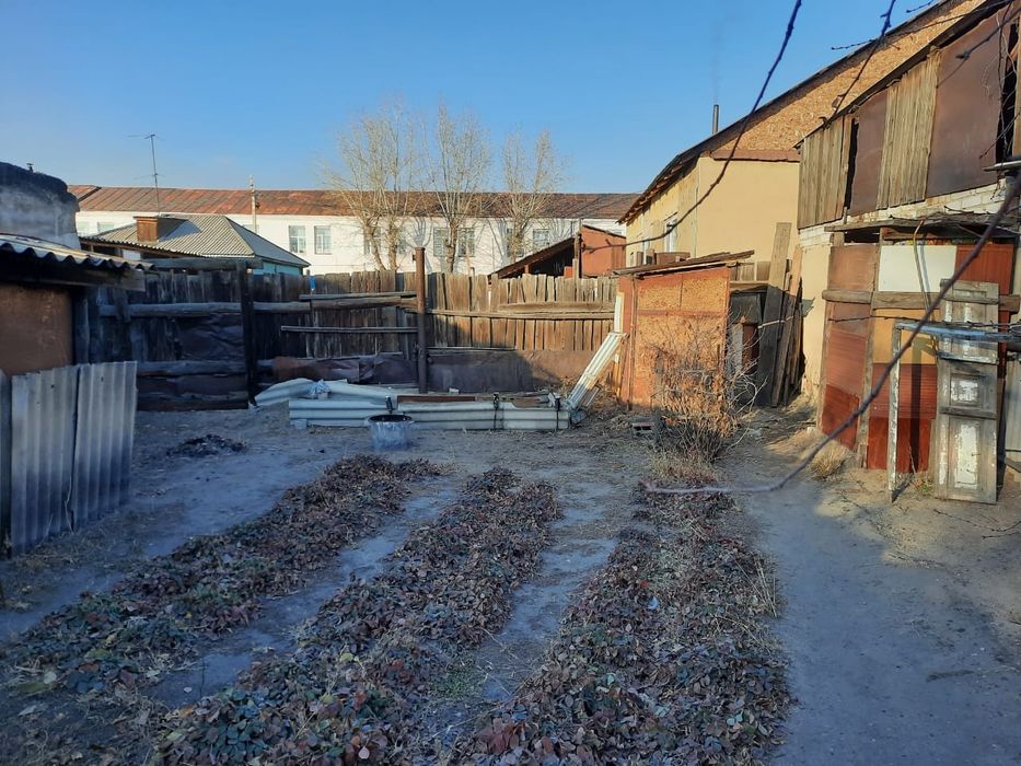 Продам дом в центре города.