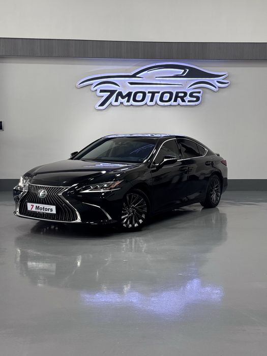 Lexus ES 350 сотувда