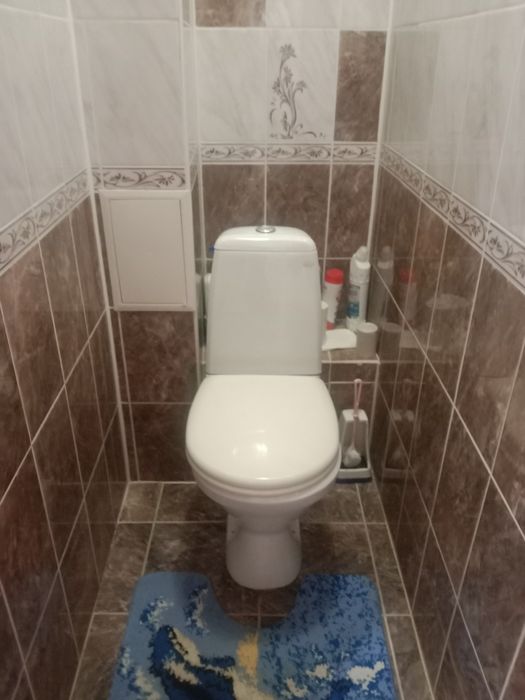 Срочно продам 2 комн.кв.в 4 мкр