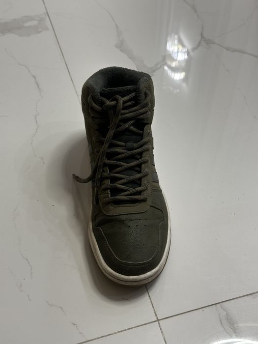 Продаю Adidas Hoops