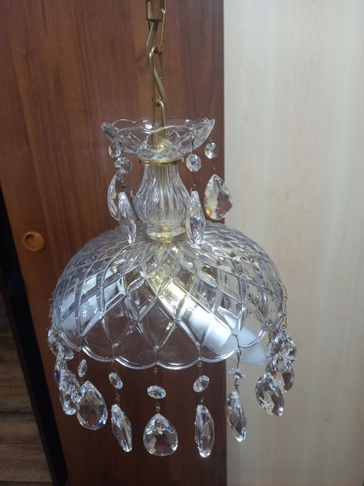 Хрустальная люстра