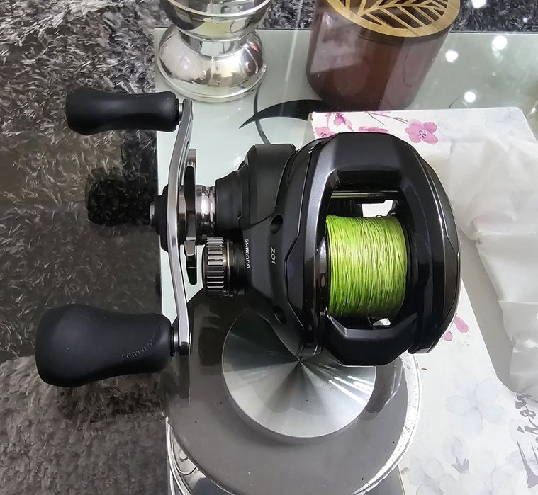 Mulineta casting Shimano Curado 201 M