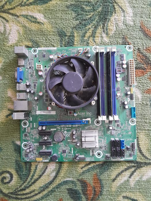 Материнская плата "acer ipimb-ar" 1155 сокет