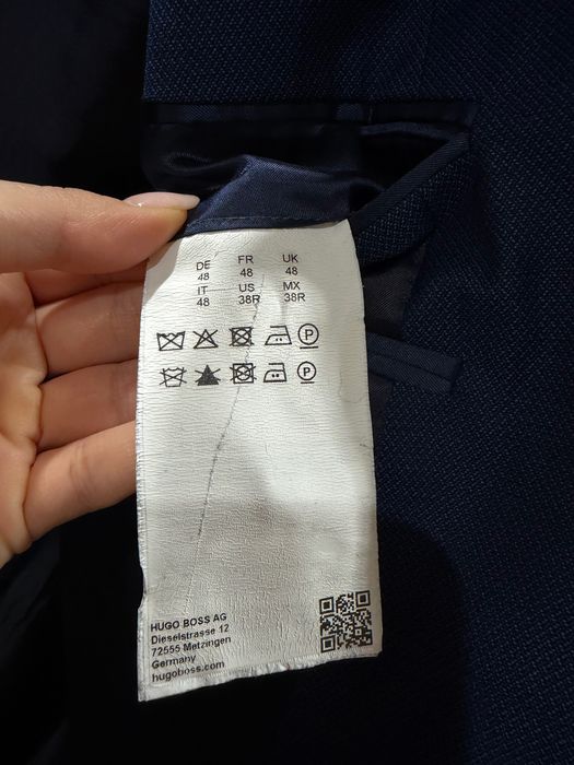 Оригинален костюм на BOSS