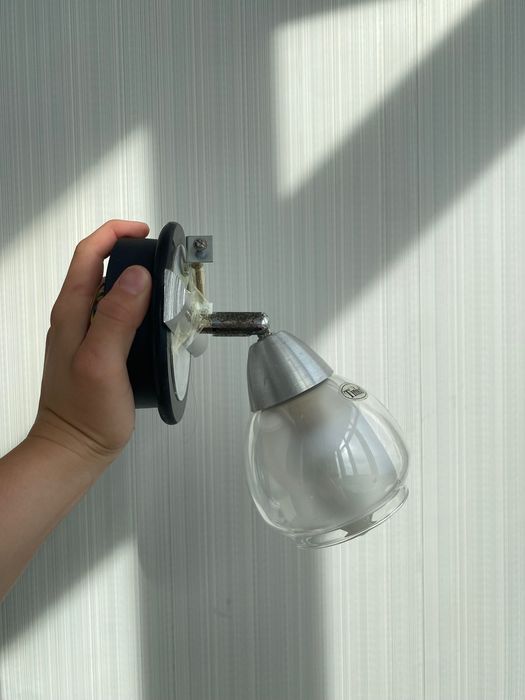 Лампа надзеркальная