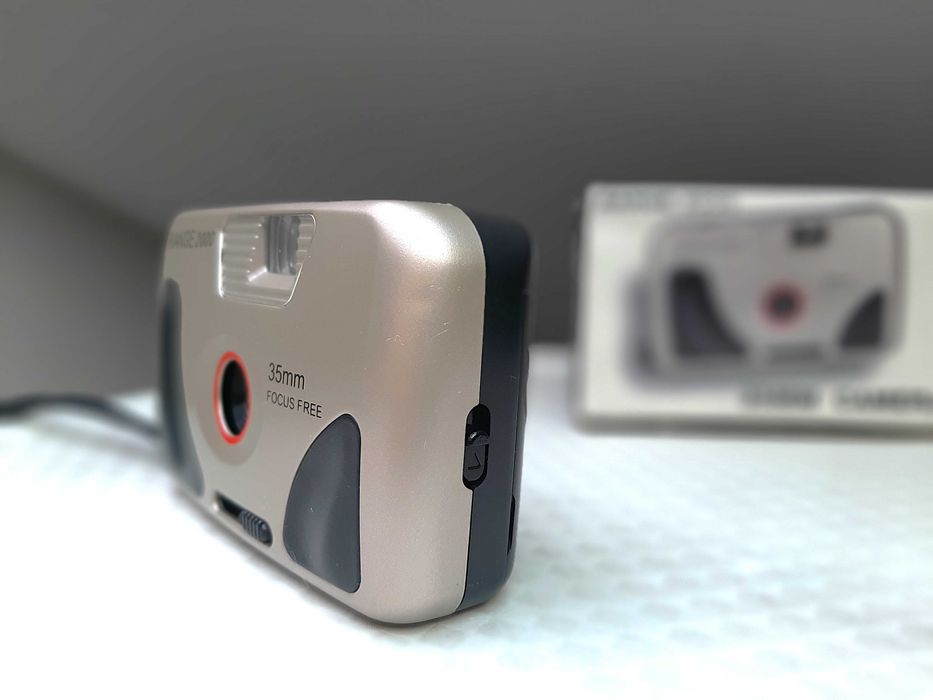 Филмов фотоапарат RANGE 2000 35 мм, винтидж, компактен, тестван