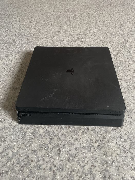 Ps4 slim