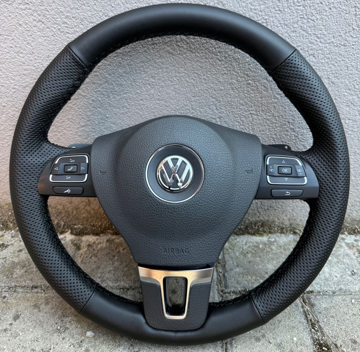 Мулти Волан за VW Голф5,6 Пасат Б6,7 Тигуан,  Жетта, Туран (Нов кожен калъф)