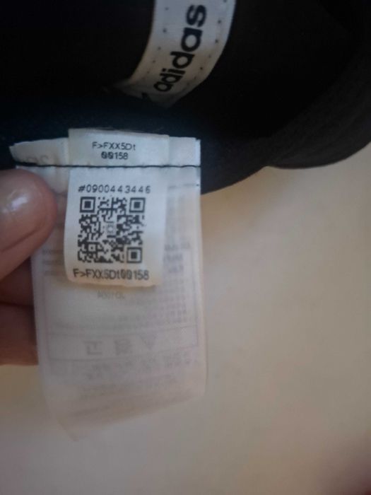 Продам бейсболку  adidas оригинал