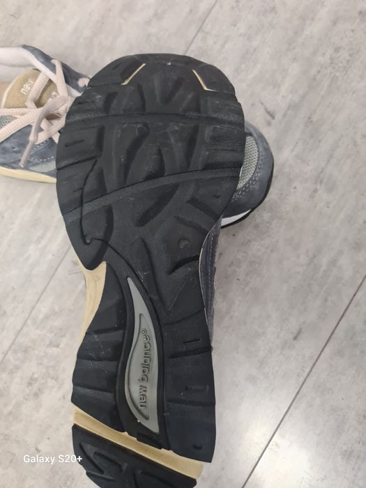 Мъжки маратонки New balance.