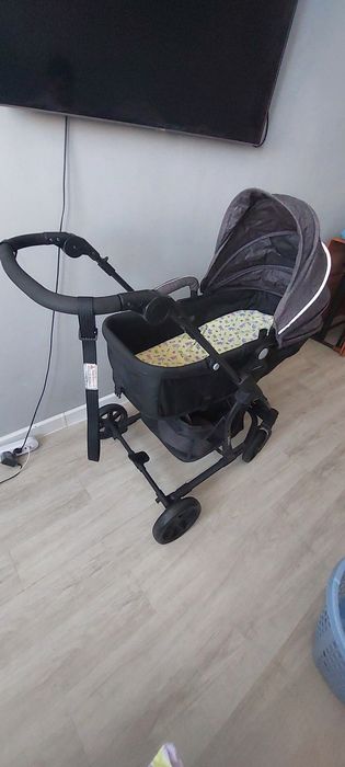 Продам коляску TOMIX