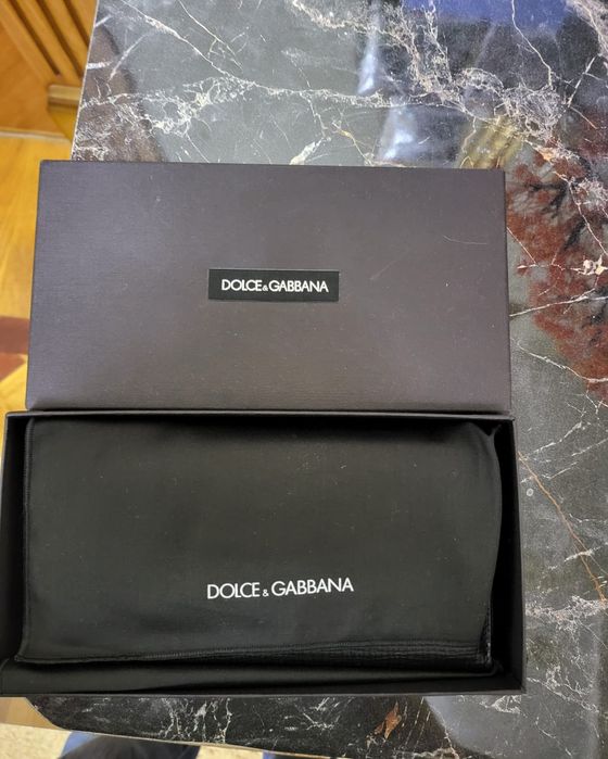 Продам портмоне Dolce Gabbana