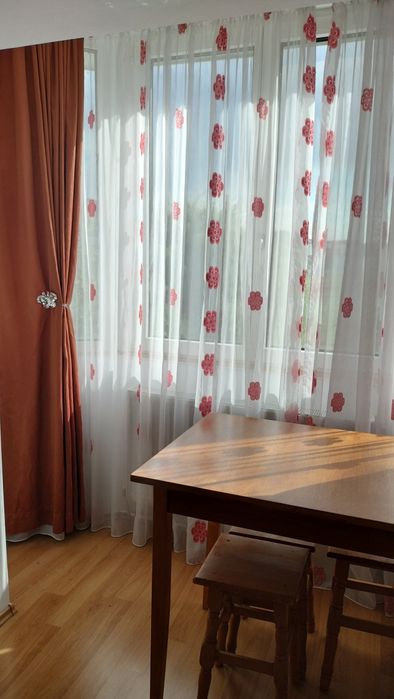 Inchiriez garsonieră Bartolomeu. Exclus intermediari.