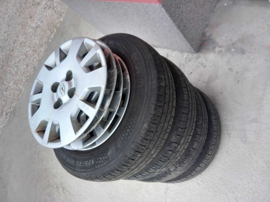 Летни гуми с джанти  Hyundai i20