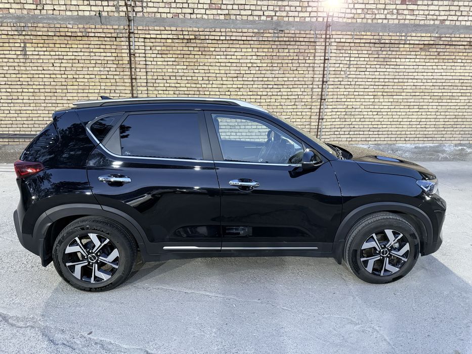 Kia sonet 3 pozitsiya(prestige) sotiladi