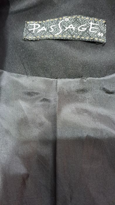 Дамски костюм размер 40