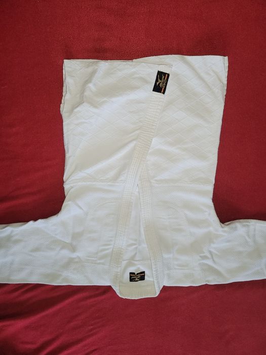 Кимоно для дзюдо.