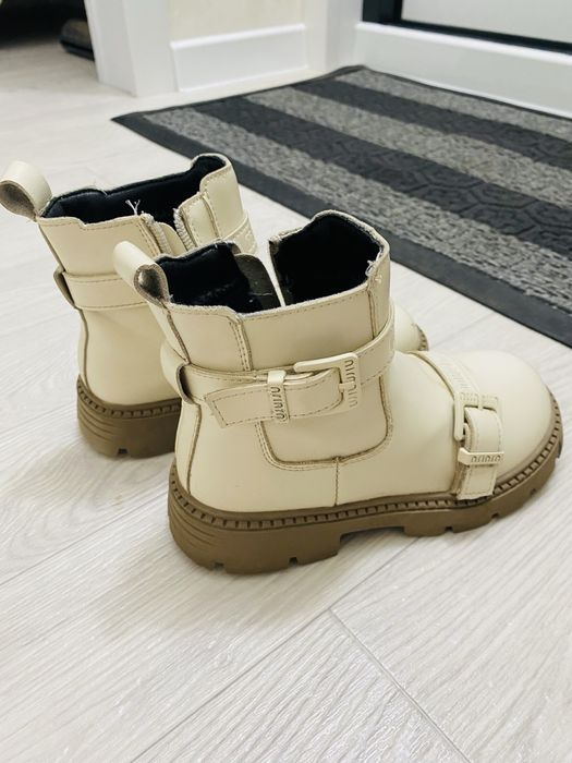 Продам обувь осенний 30 р