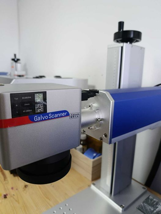 Fiber лазер 20W CNC Tech – като нов | Работна площ 20x20 см | EZCAD