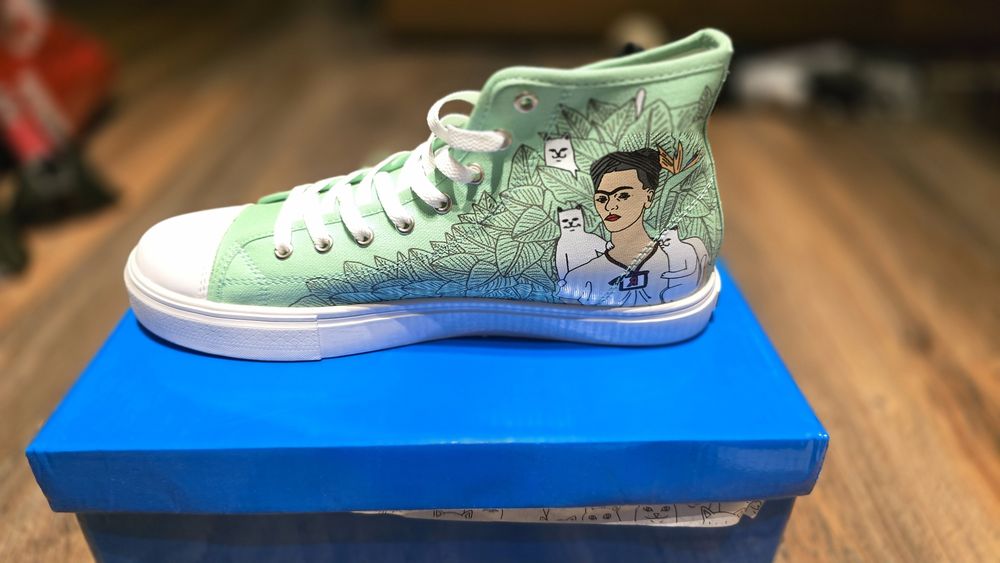 Унисекс Обувки RipnDip (размер 43/44) - чисто нови