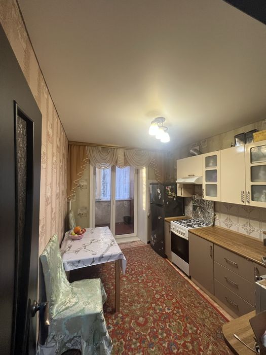 3 комнатная 19 мкр 4/5