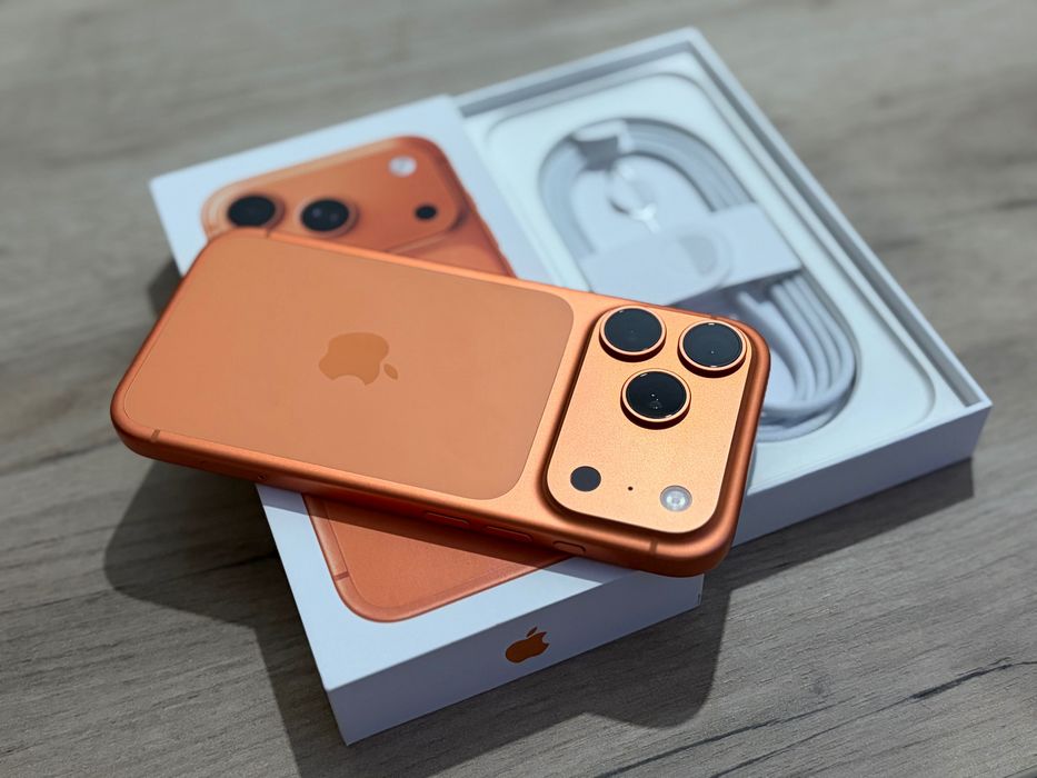 iPhone 17 Pro 256GB 100% baterie / 47 cicluri