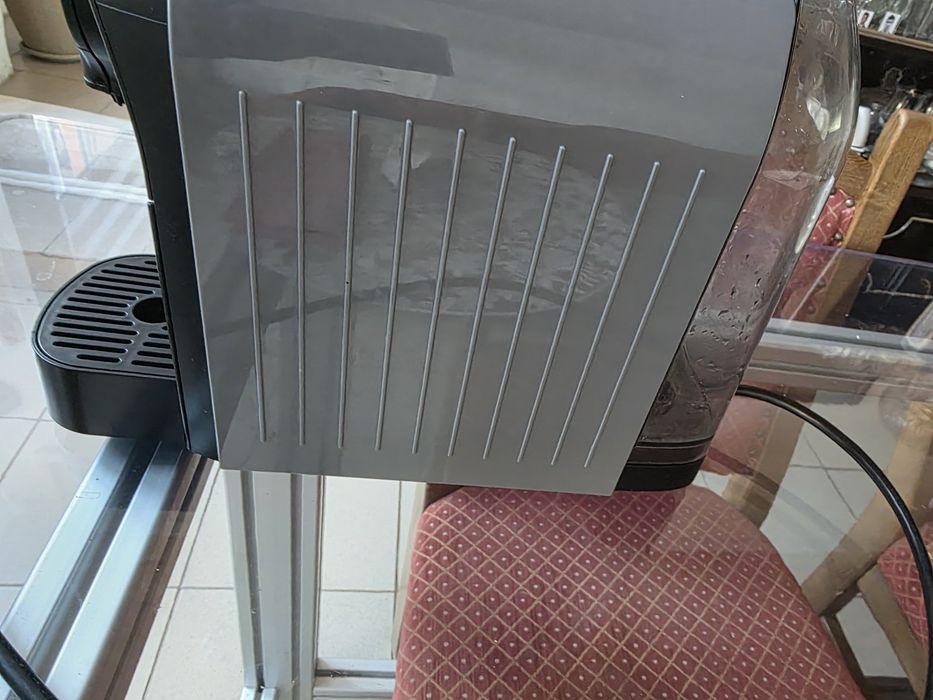 Espressor Tchibo Cafissimo easy Grey, 1250 W, 3 presiuni, 650 ml, Gri