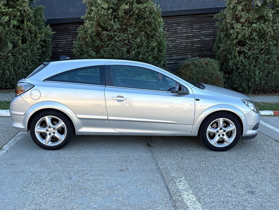 Opel astra H GTC