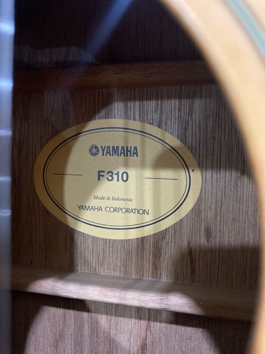 Гитара акустическая Yamaha