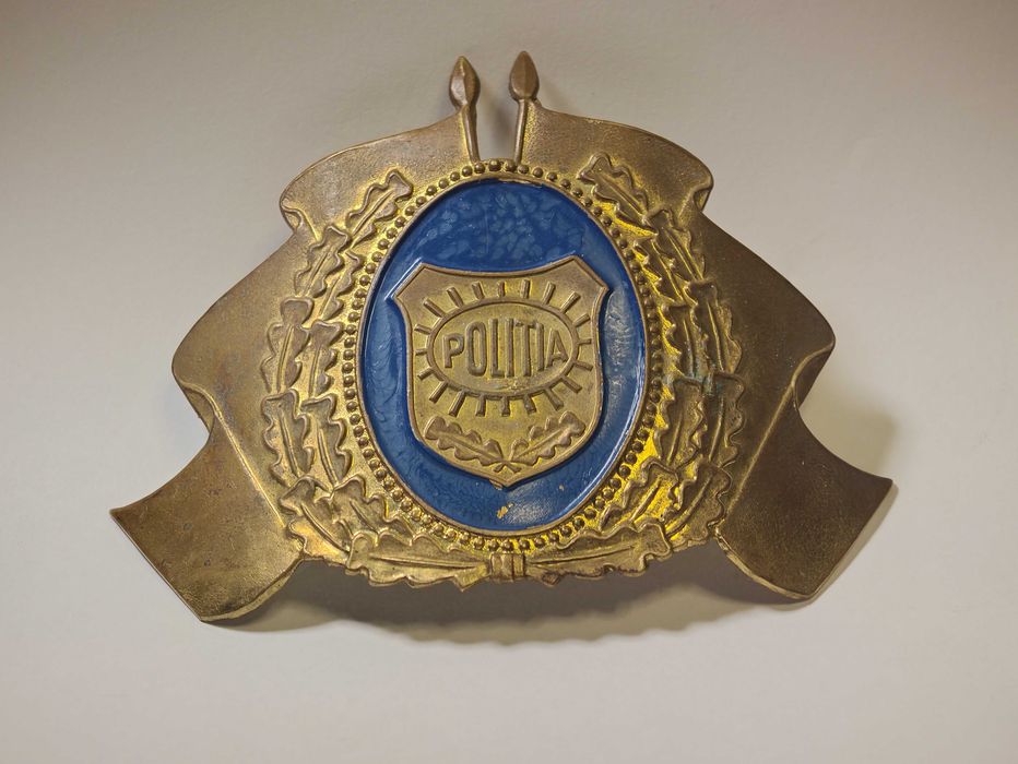 Emblemă / Insignă veche Caschetă Poliția Română (MAI)