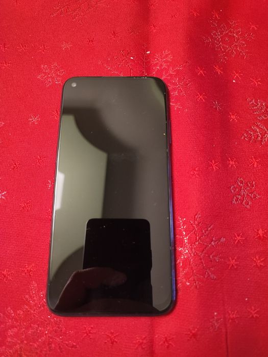 Продавам телефон Huawei P40lite