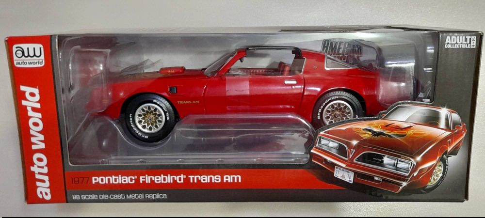 Macheta 1/18 Pontiac Firebird 1 977  Auto World