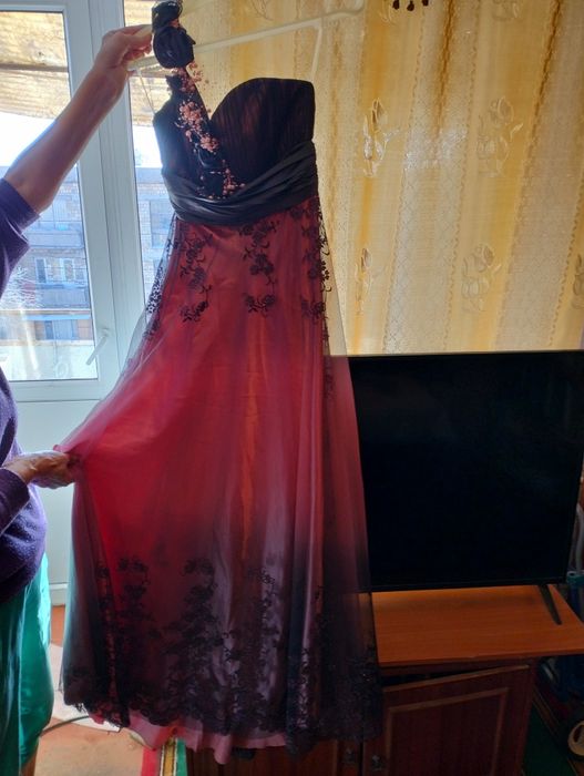 Шикарное выпускное платье