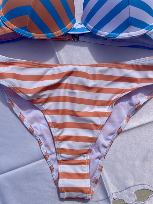 Bikini set alb portocaliu cu dungi Marime M