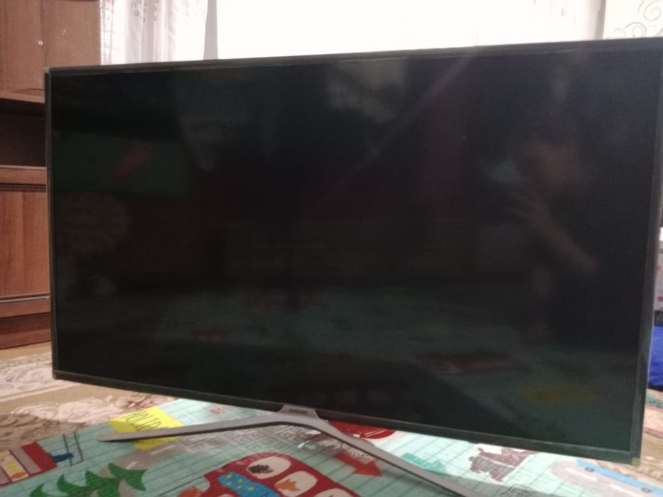 Телевизор Самсунг сатылады