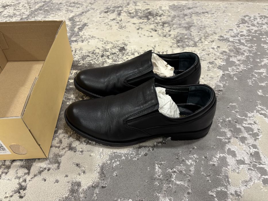 отдам за 5000 туфли мужские