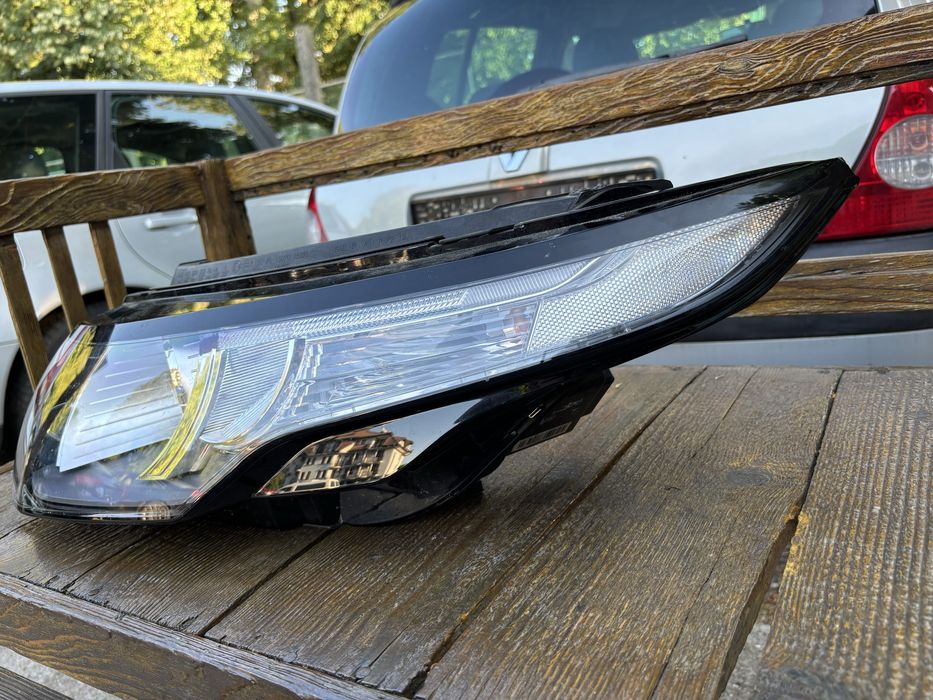 Фар Range Rover Land Rover Evoque