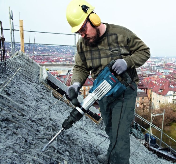 Электрический отбойный молоток Bosch GSH 11 VC Professional, 1.7 кВт