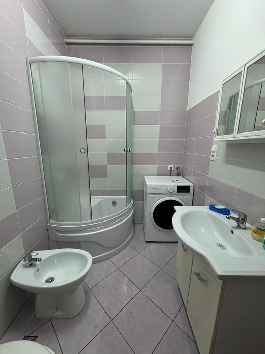 Apartament de închiriat