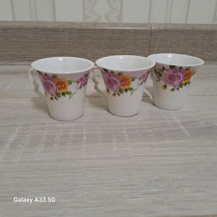 Срочно продам набор посуды