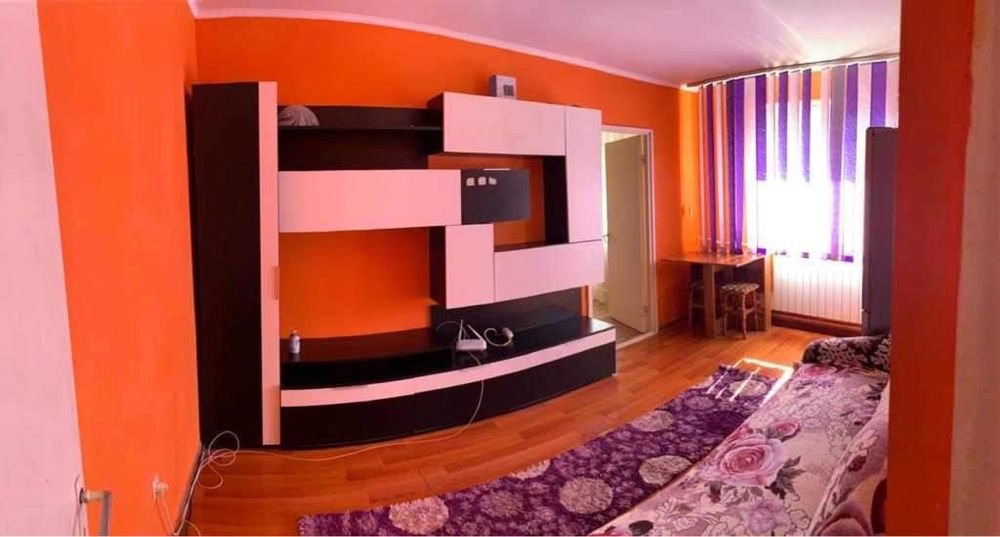 Vand apartament 2 camere