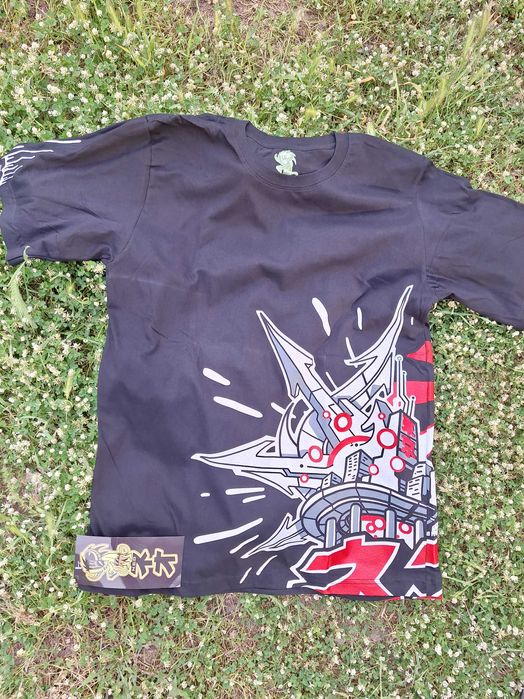 Мъжки тениски с японска тематика