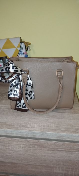 Евтини дамски чанти