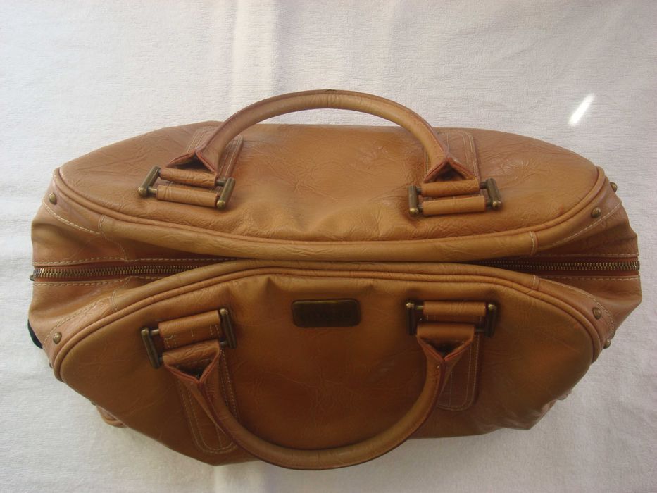 Geanta dama Guess culoare maro