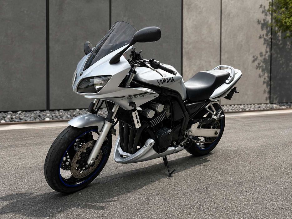 Yamaha Fazer 600