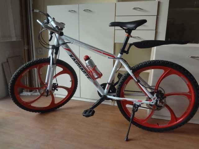 Спортен велосипед с ляти капли