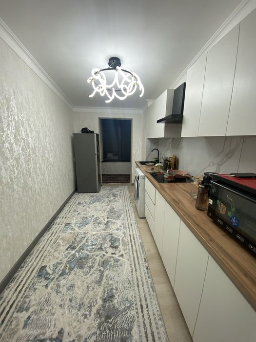 Срочно 2-комнатная квартира Юнусабад-7 Новостройка