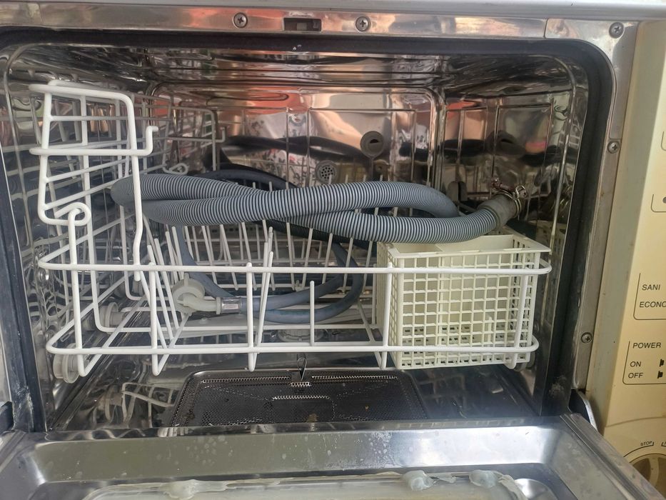 Съдомиялна машина