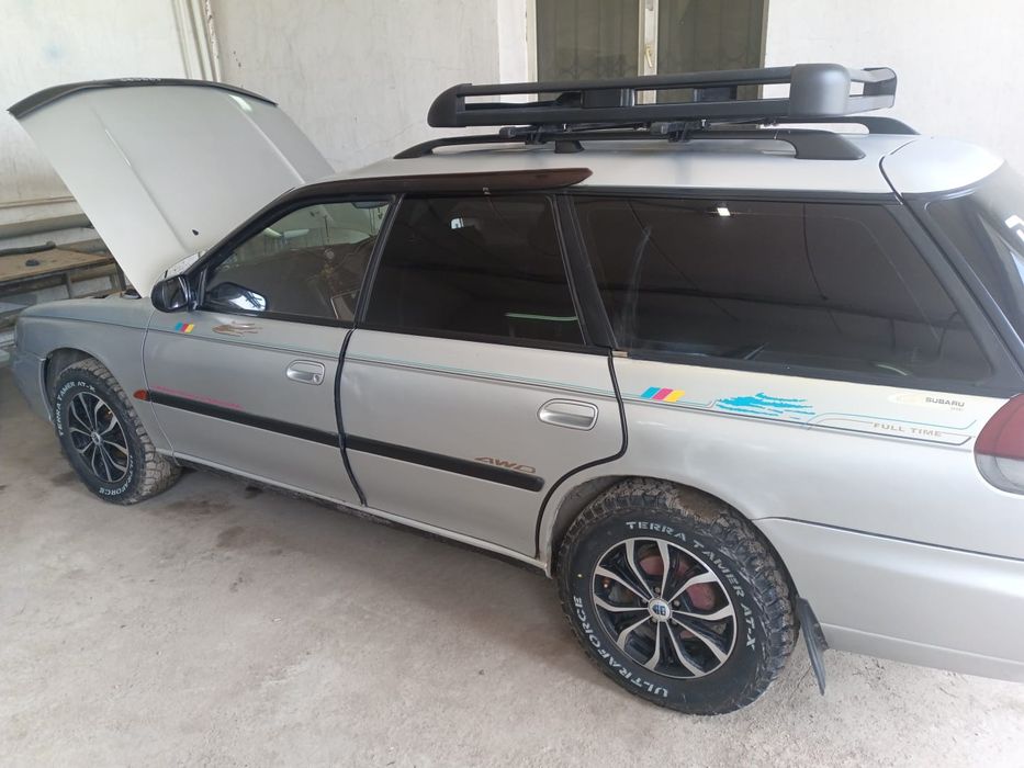 Продам subaru legacy b3 1994 год