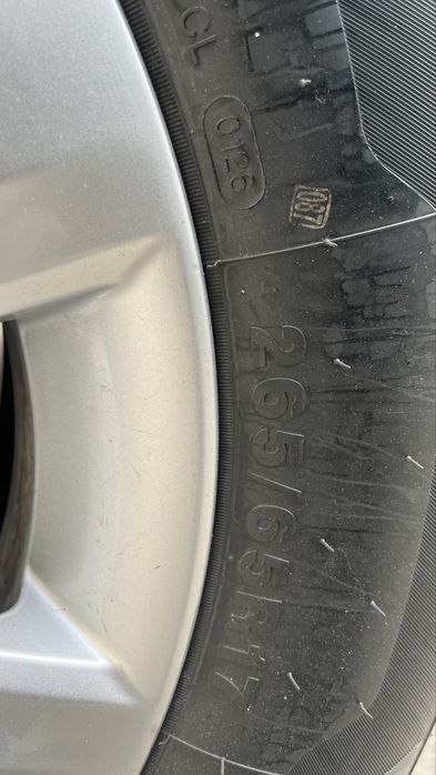 Продам шины 265/65/17